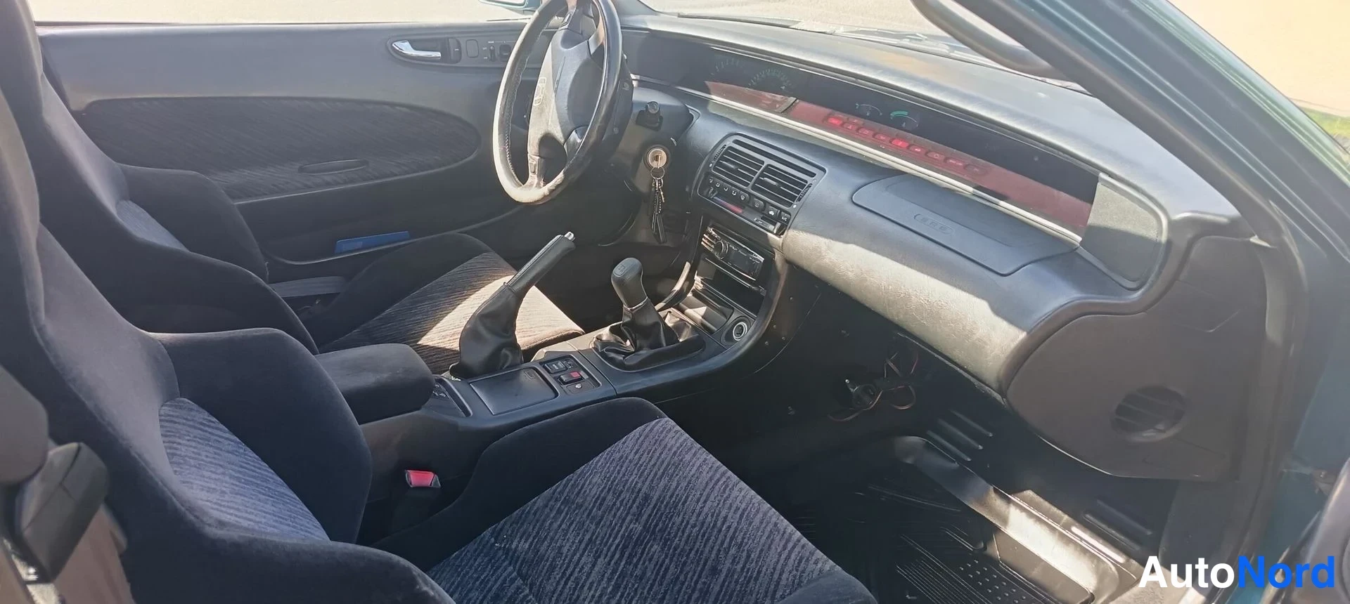 Sininen Honda Prelude 1995, kuva 15