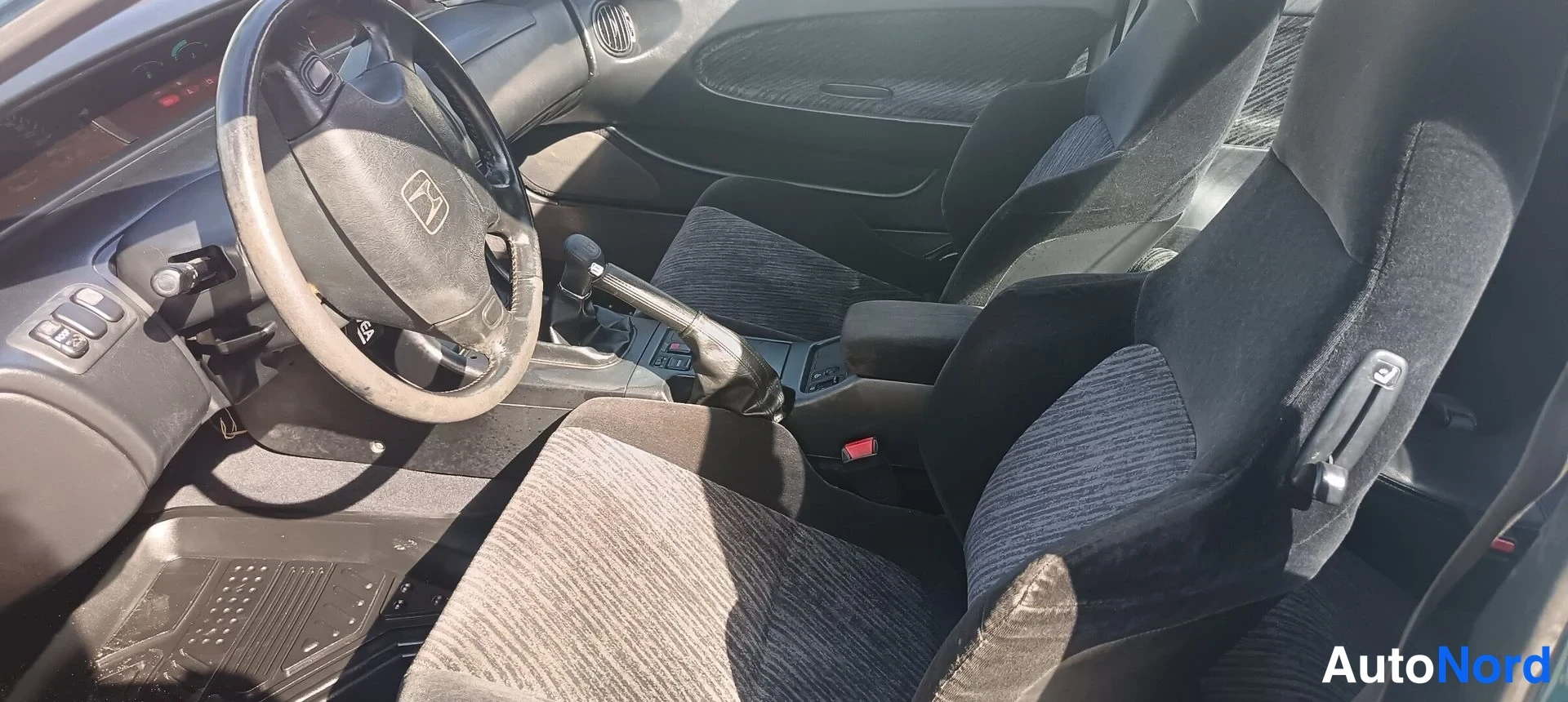 Sininen Honda Prelude 1995, kuva 17