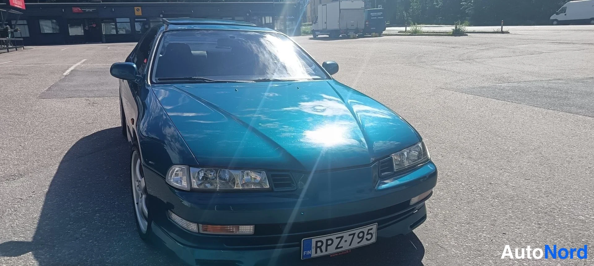 Sininen Honda Prelude 1995, etuviisto, keula oikealle, kuva 9
