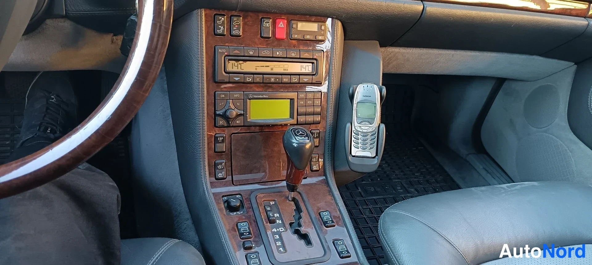 Sininen Mercedes-Benz CL 600 1996, kuva 17