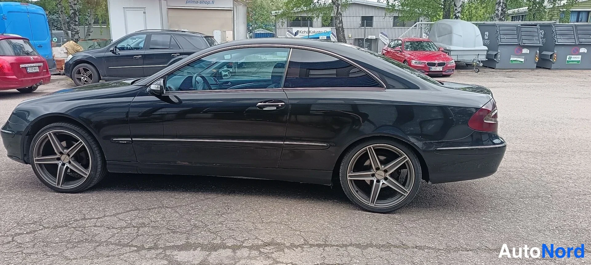 Musta Mercedes-Benz CLK  Coupe 2004, takaviisto, kuva 5