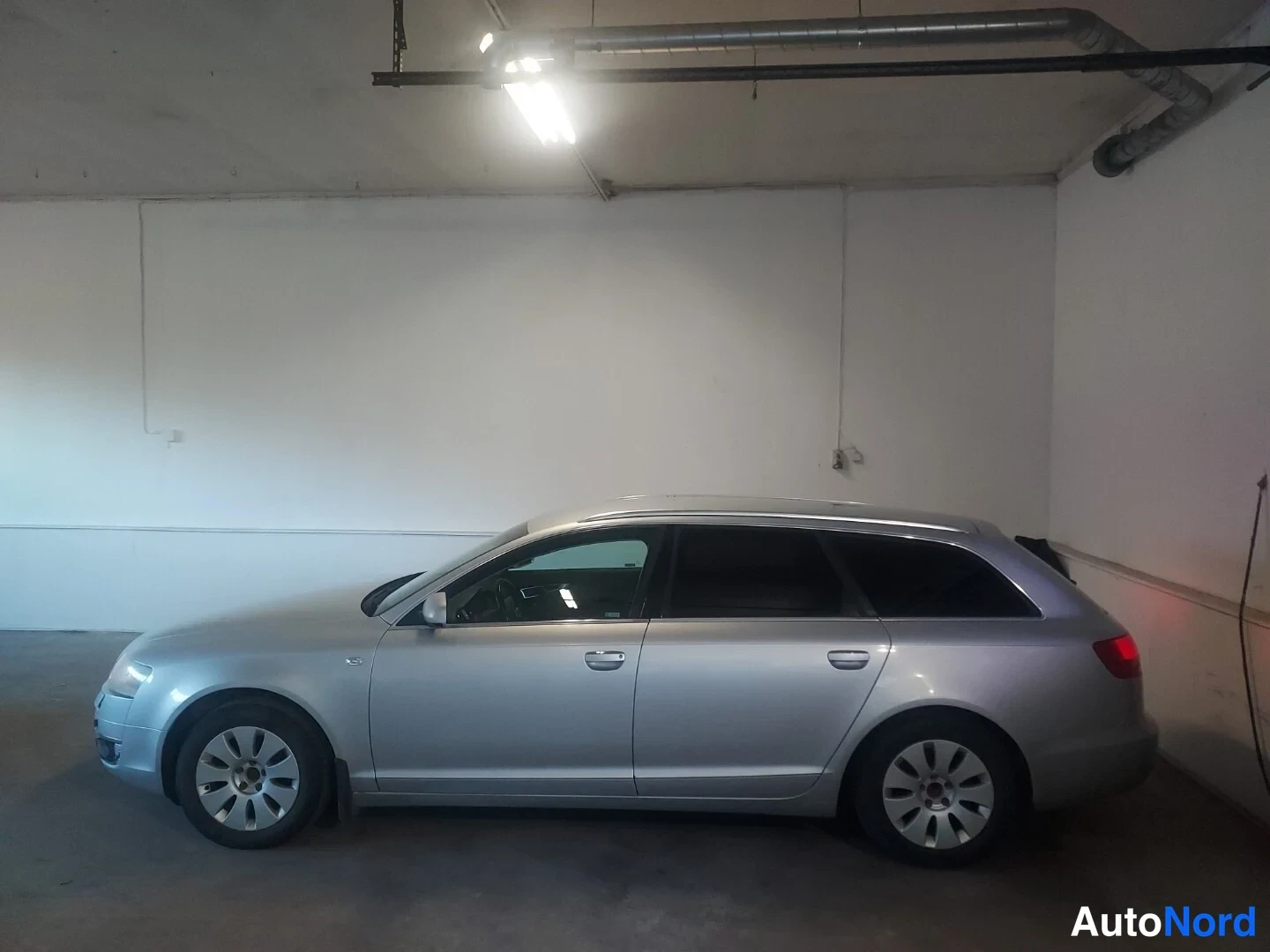 Hopea Audi A6 2006, sivulta, kuva 3