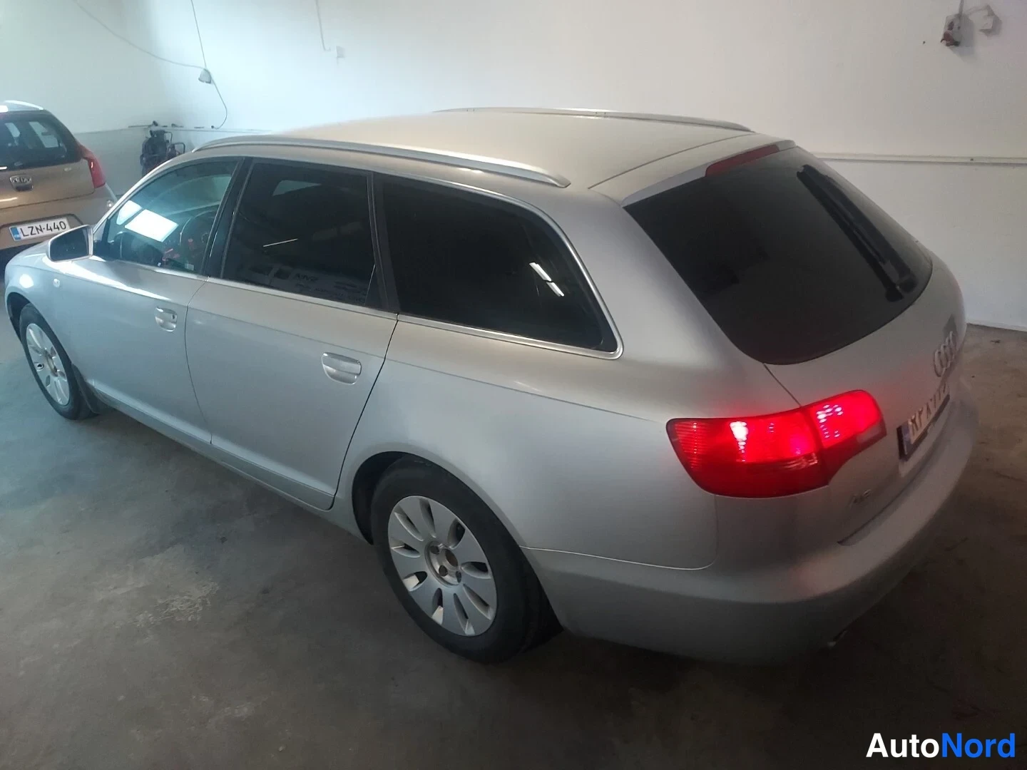 Hopea Audi A6 2006, takaviisto, kuva 4