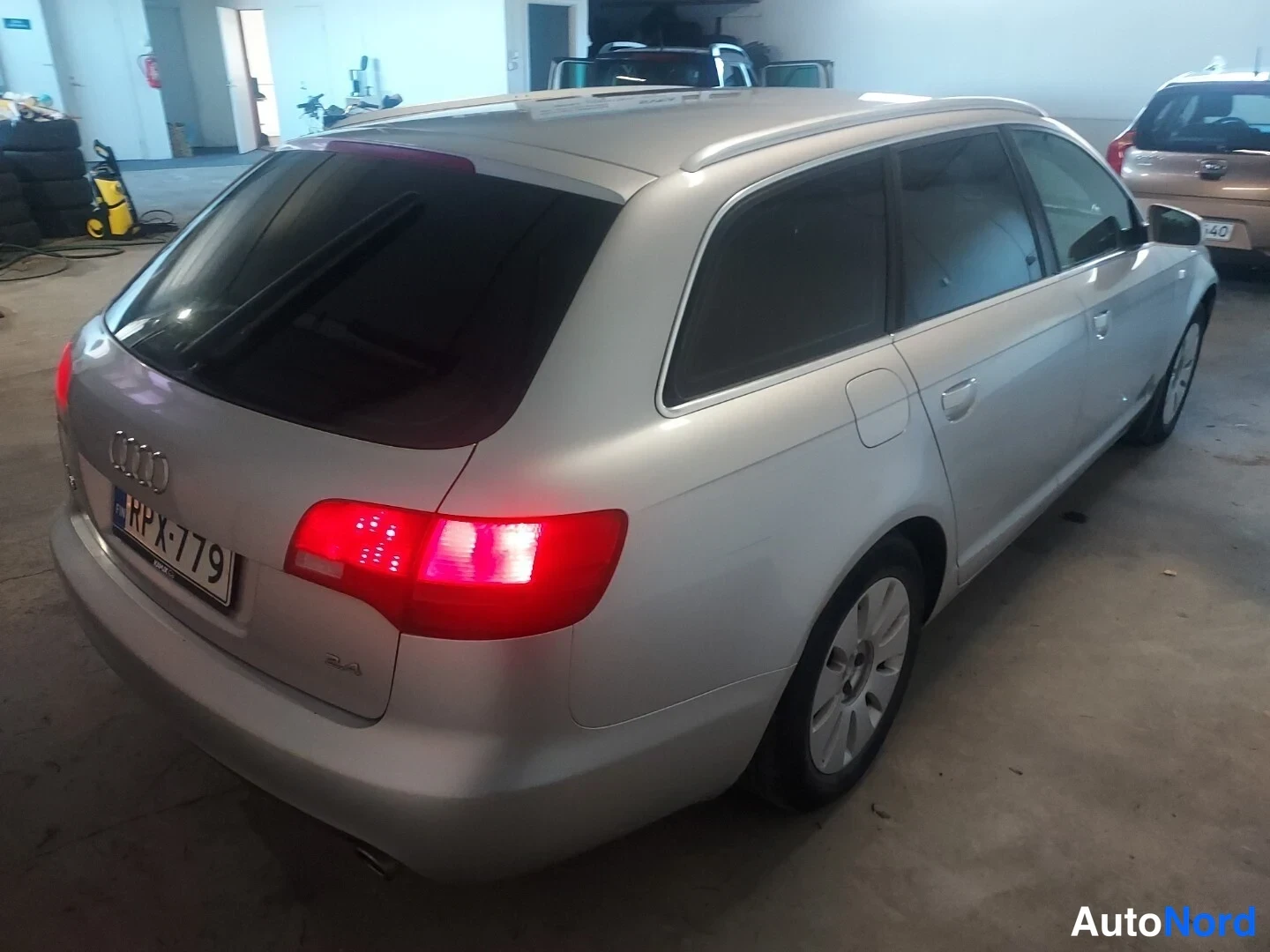 Hopea Audi A6 2006, takaviisto, kuva 5