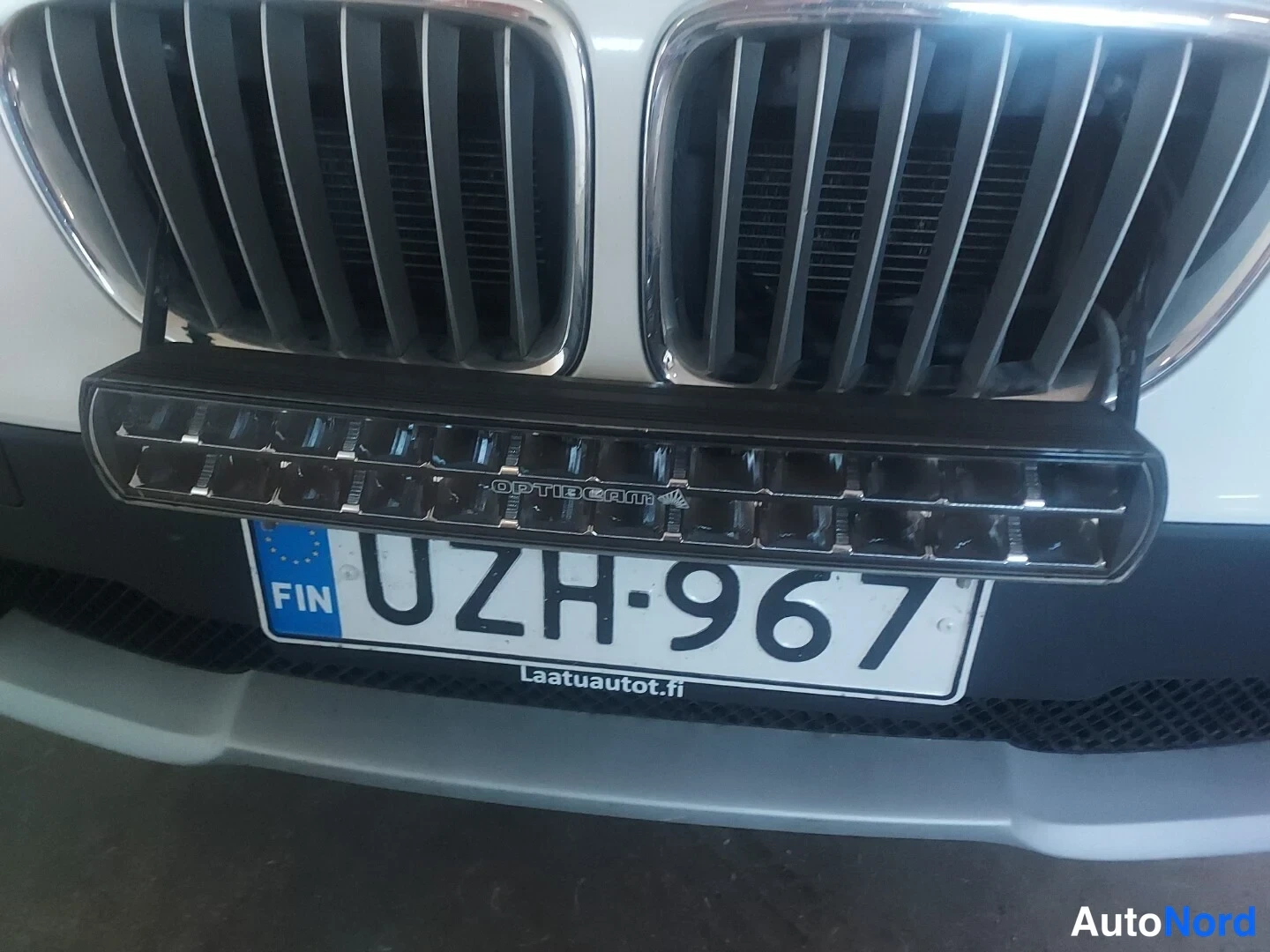 Valkoinen BMW X1 xDrive23d 2012, kuva 9