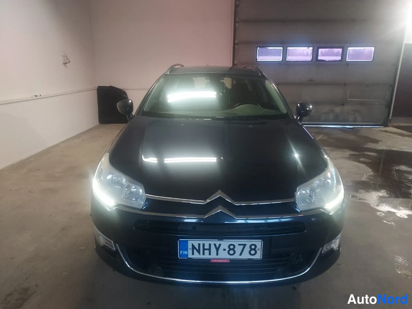 Harmaa Citroen C5 2012, edestä, kuva 3