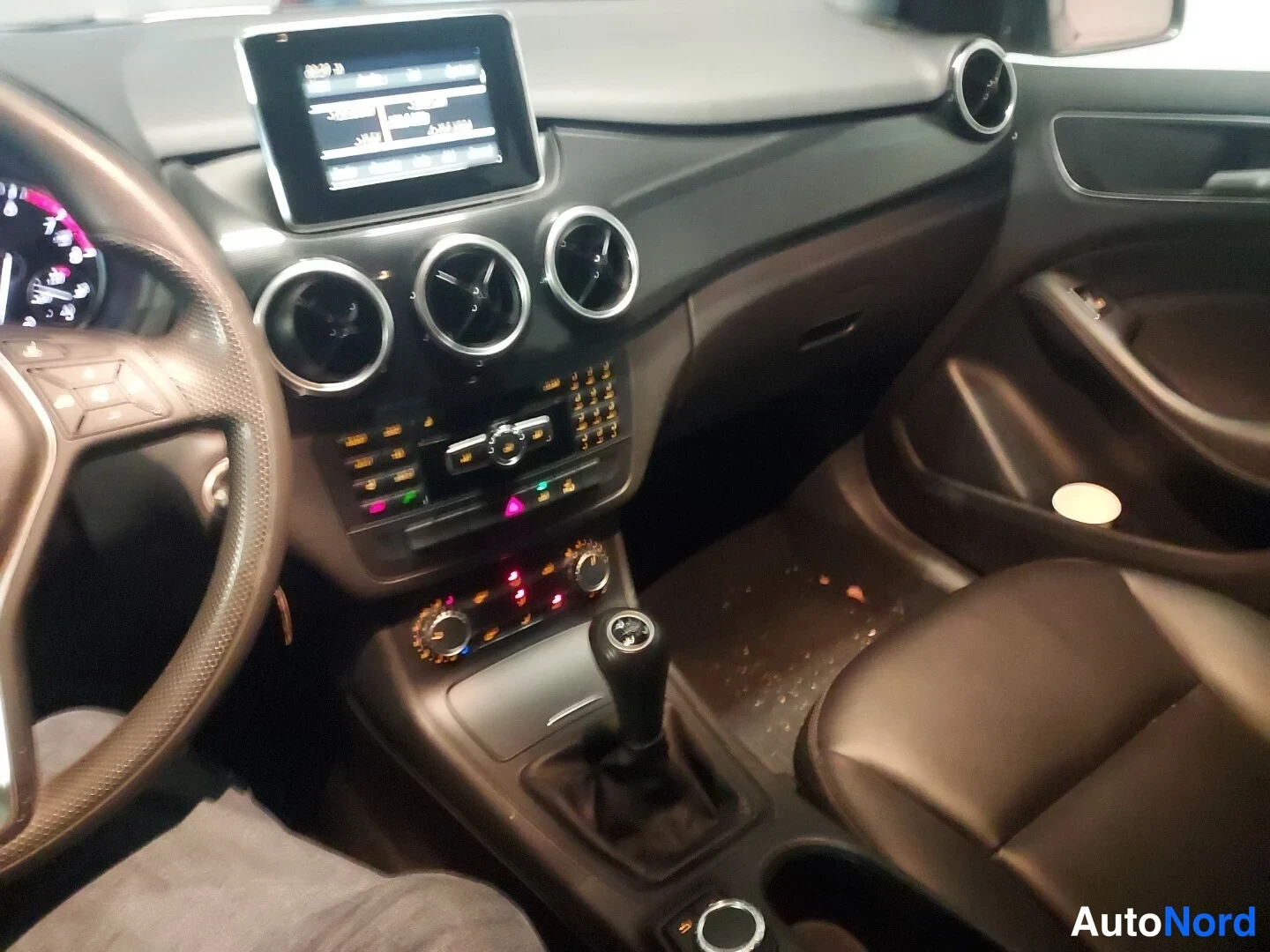 Harmaa Mercedes-Benz B 180 2012, kuva 12