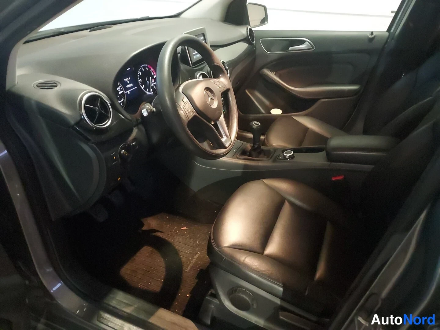 Harmaa Mercedes-Benz B 180 2012, kuva 16