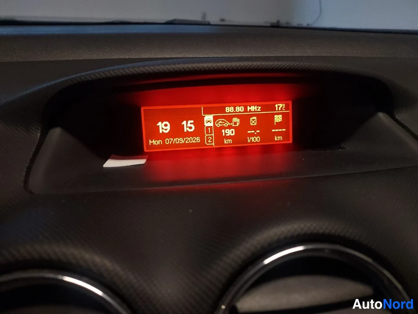 Musta Peugeot 308 2008, kuva 8