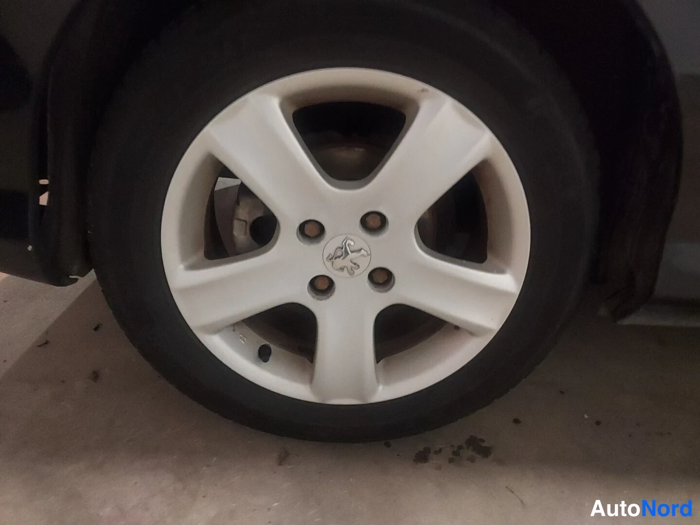 Musta Peugeot 308 2008, kuva 6