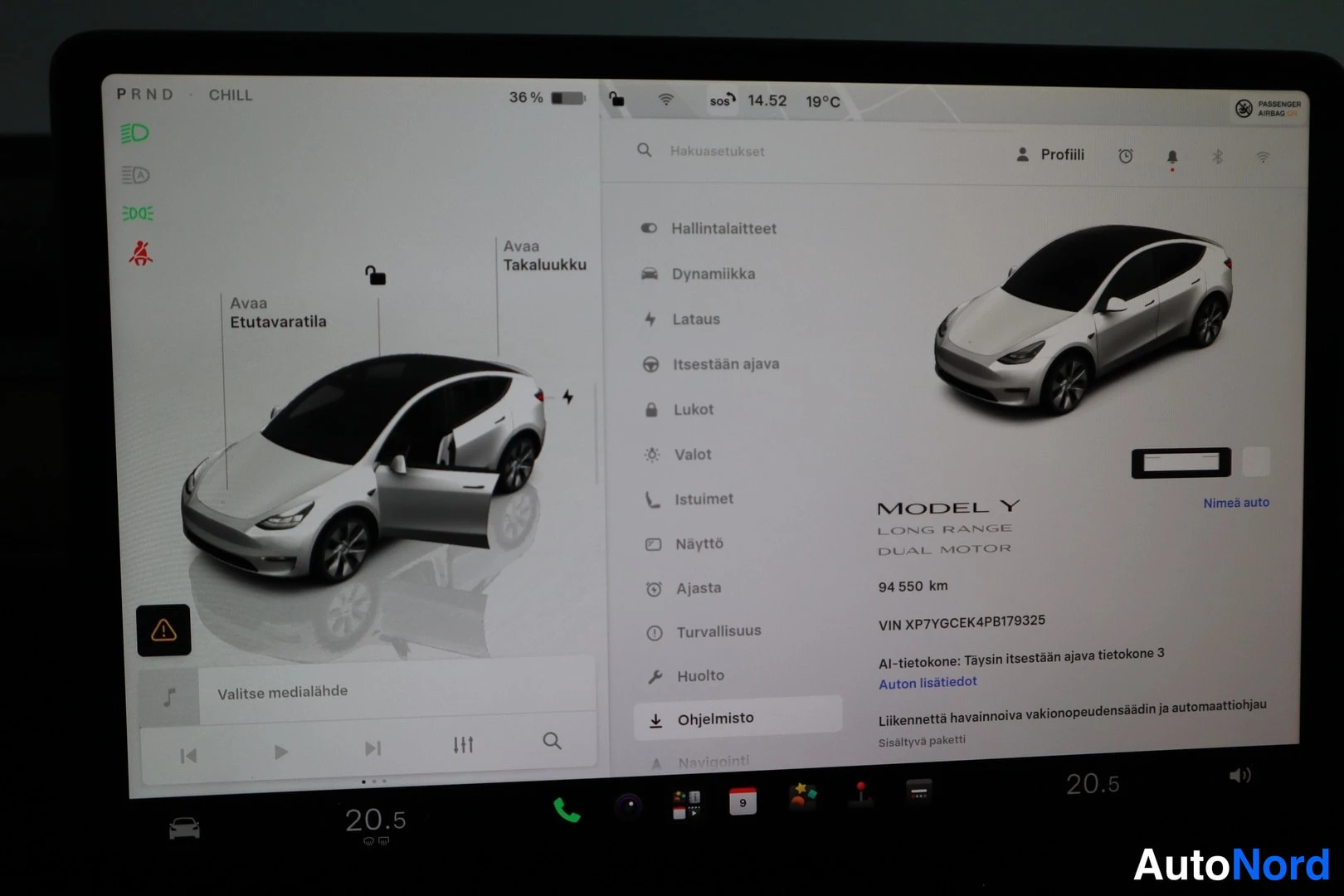 Valkoinen Tesla Model Y 2023, kuva 22