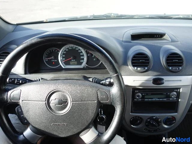 Beige Chevrolet Lacetti 2007, ohjaamo, kuva 16