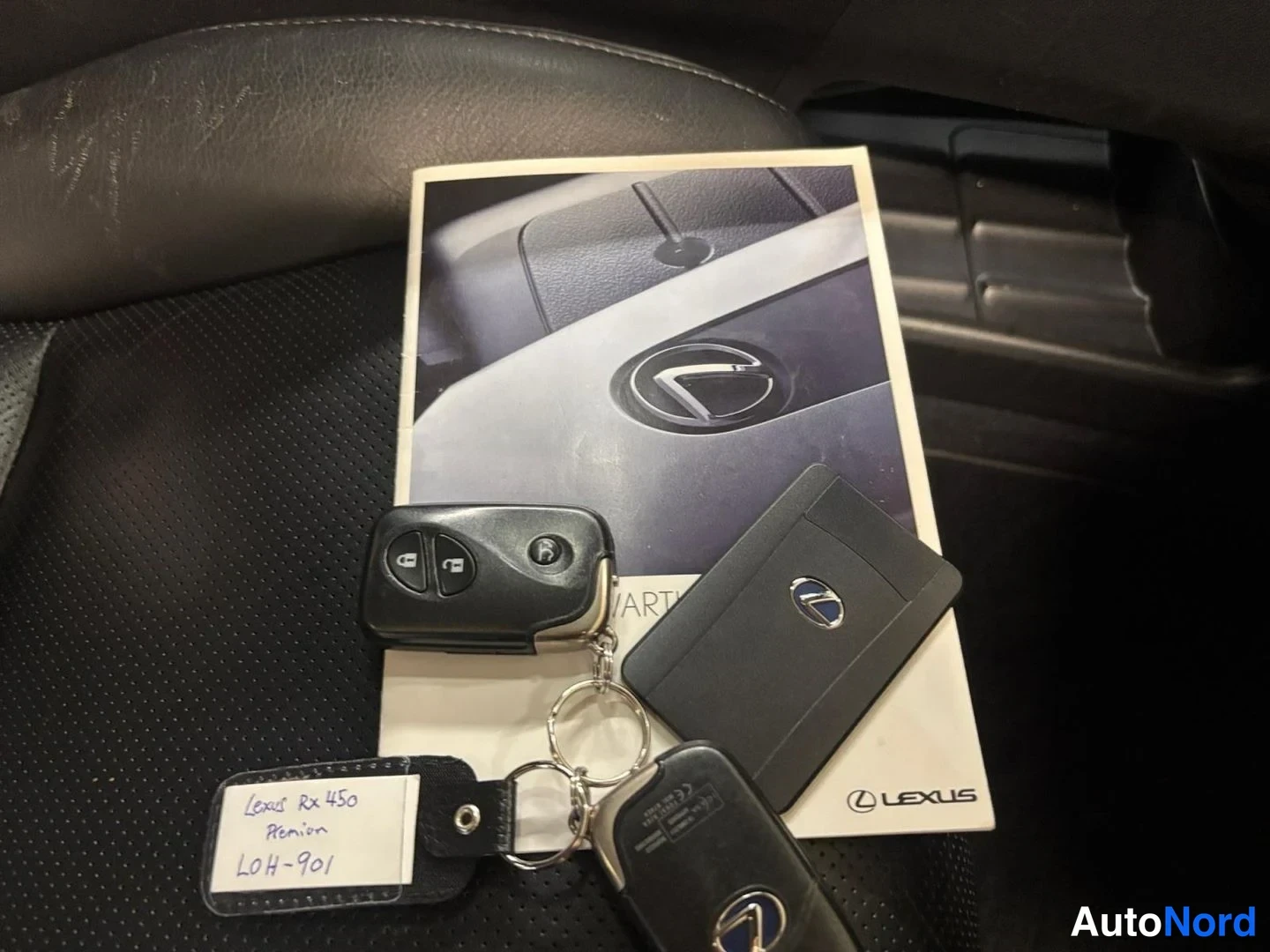 Sininen Lexus RX 450h 2009, kuva 21