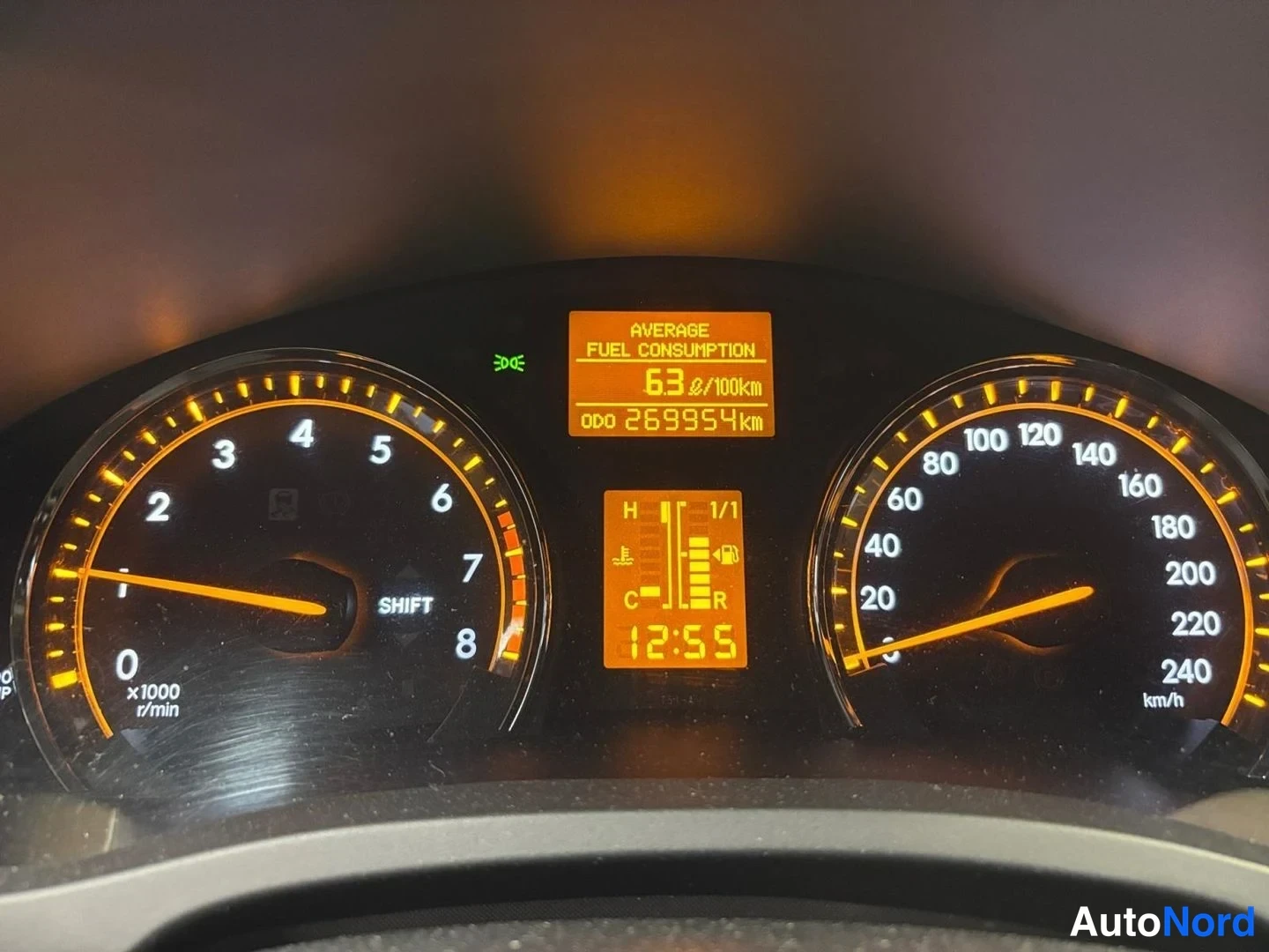 Vihreä Toyota Avensis 2010, kuva 15
