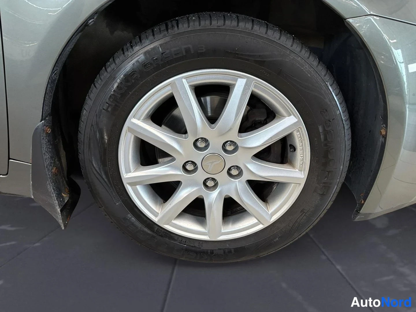Vihreä Toyota Avensis 2010, kuva 19