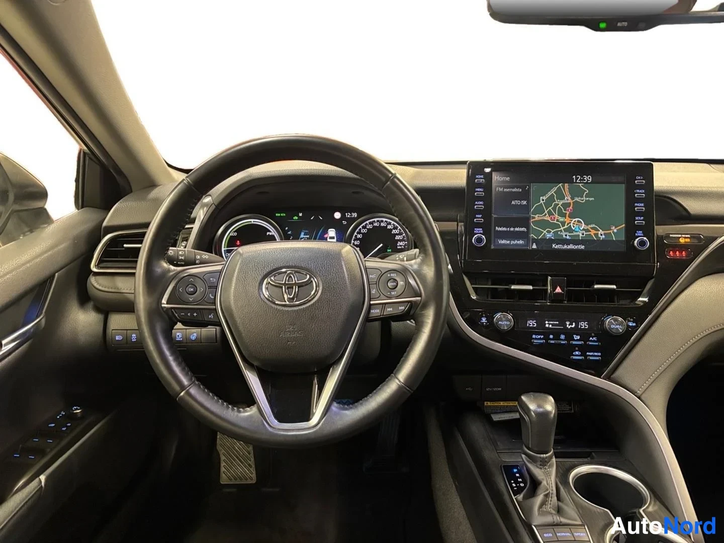 Hopea Toyota Camry 2022, kuva 13