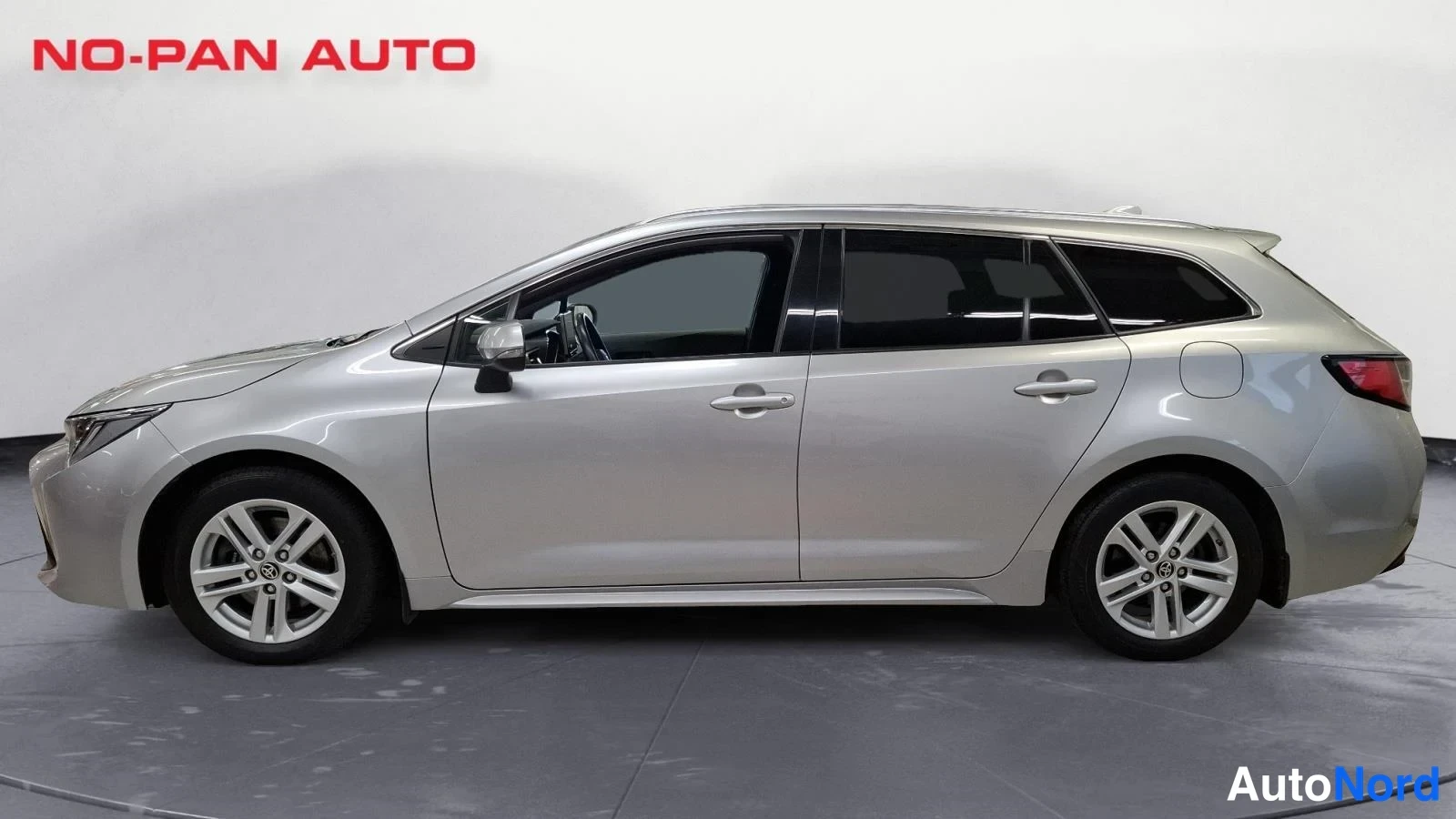 Hopea Toyota Corolla Touring 2022, sivulta, kuva 5