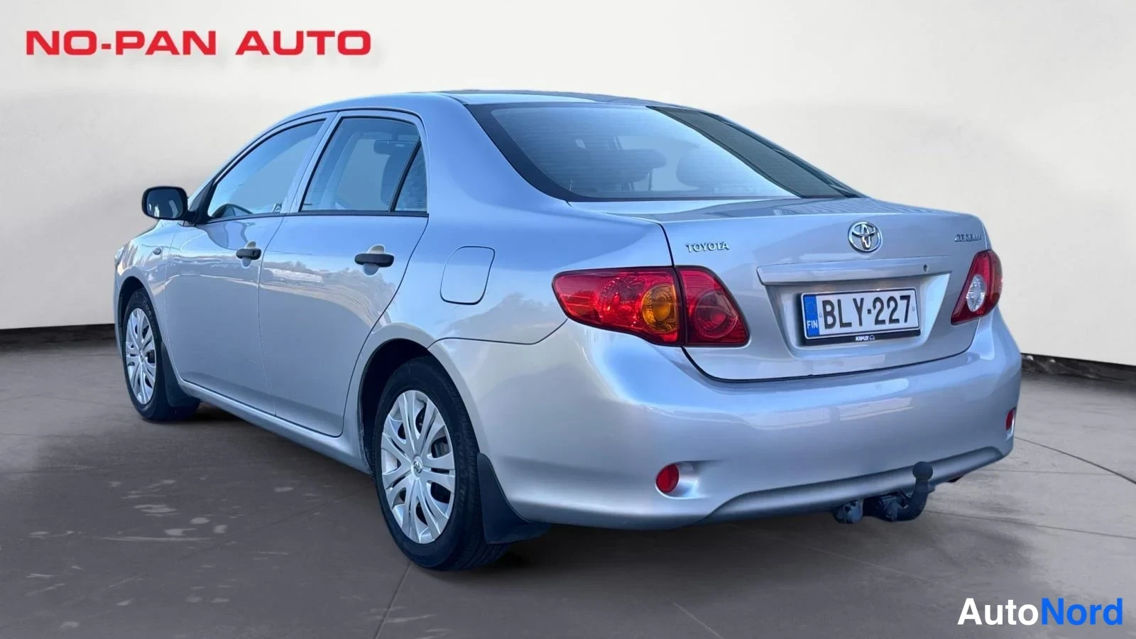 Hopea Toyota Corolla 2008, takaviisto, kuva 6
