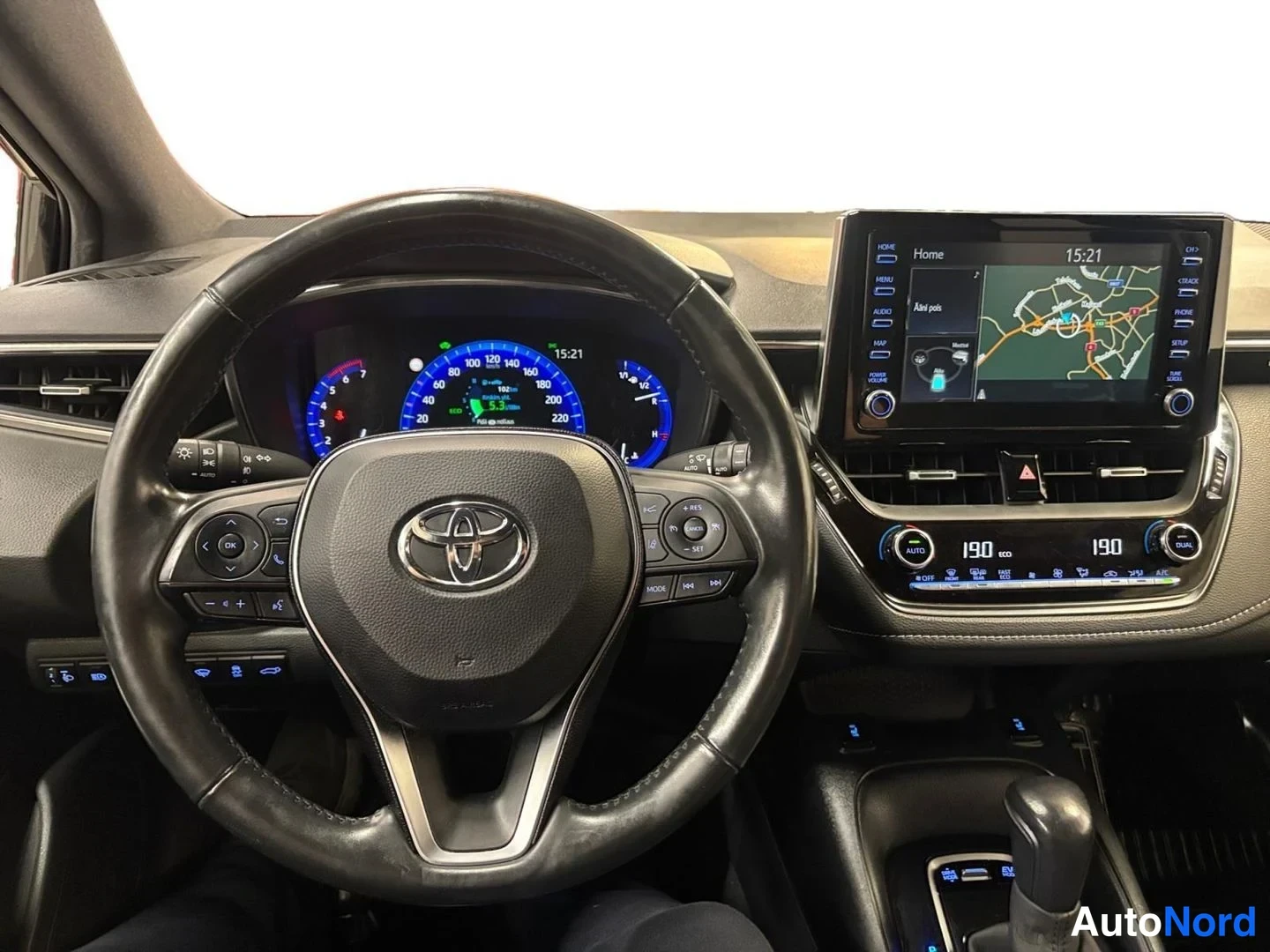 Musta Toyota Corolla Touring 2019, kuva 13