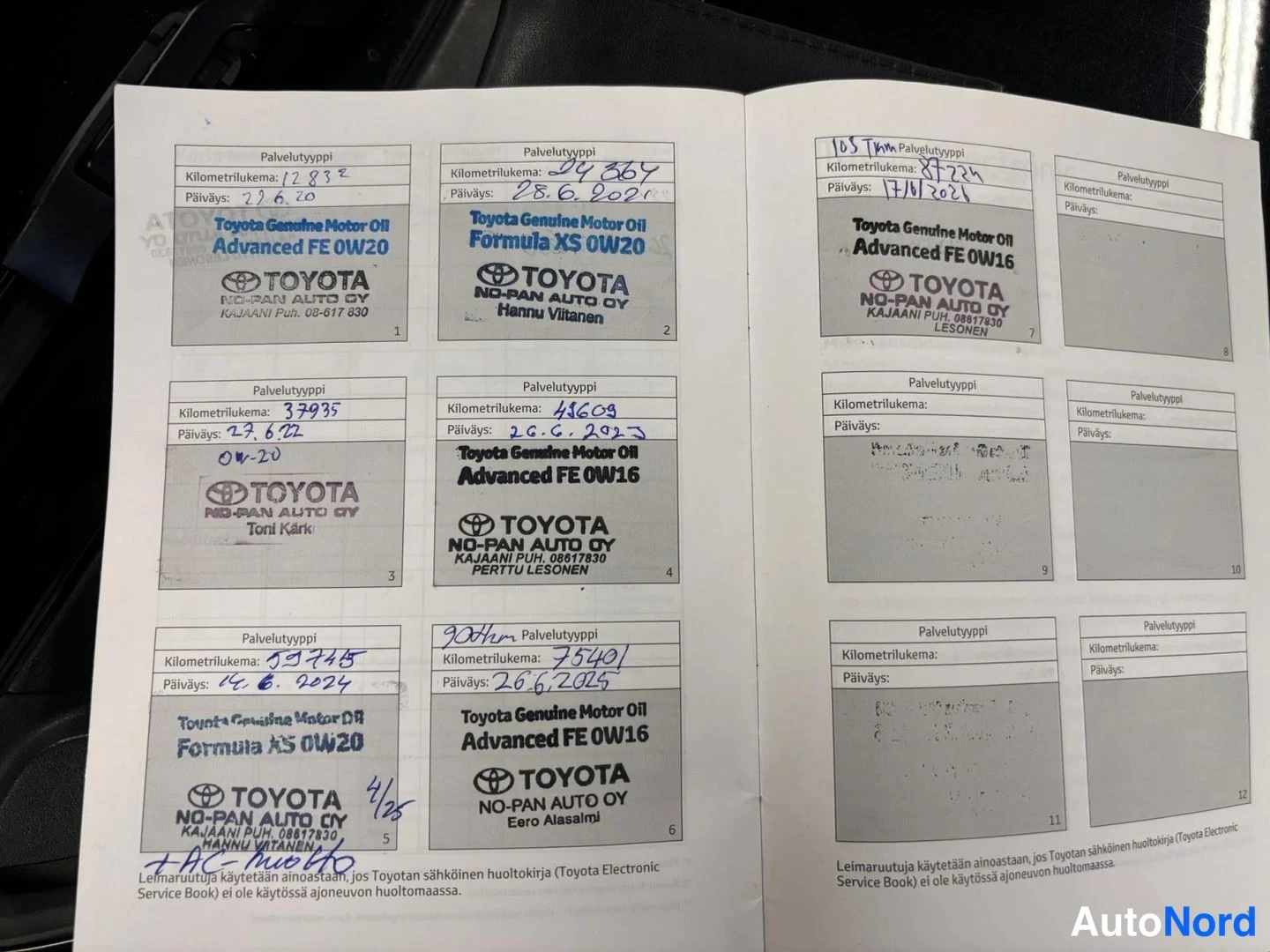 Musta Toyota Corolla Touring 2019, kuva 22