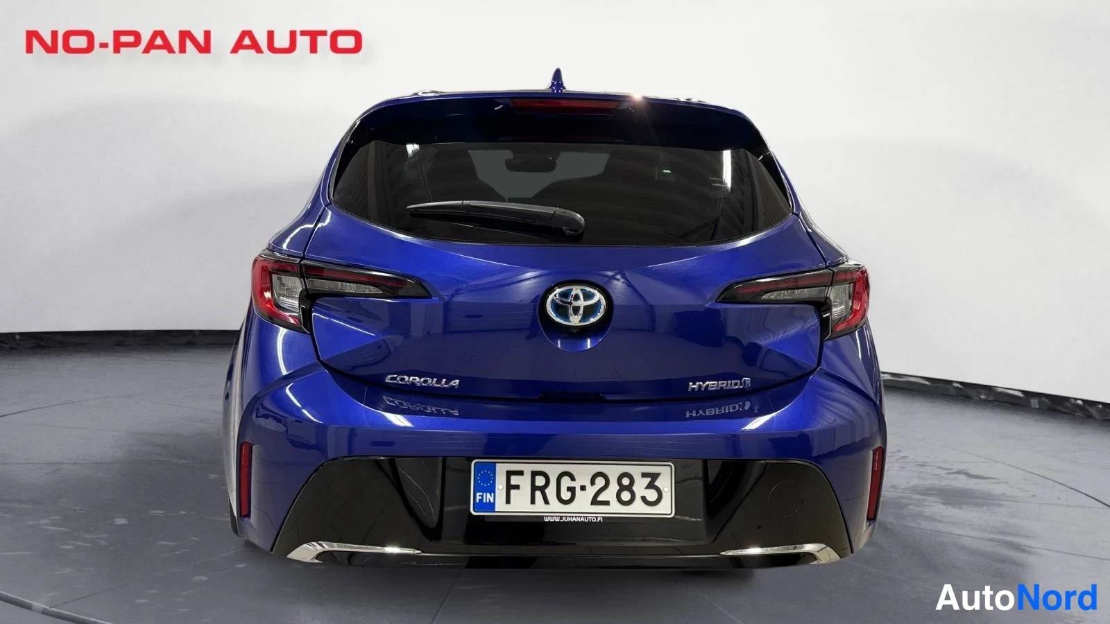 Sininen Toyota Corolla 2024, takaa, kuva 13