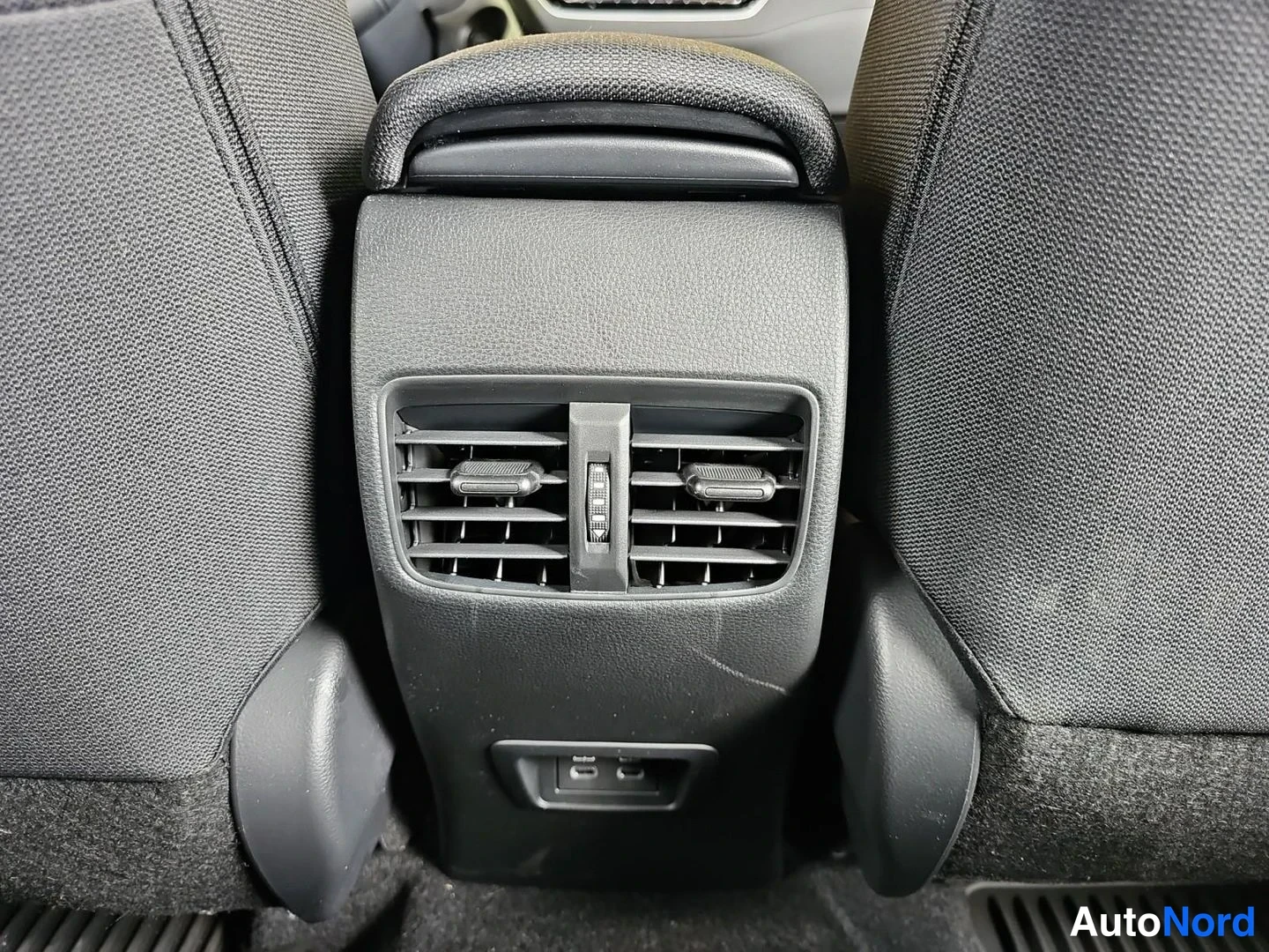 Beige Toyota Corolla Cross 2026, kuva 21