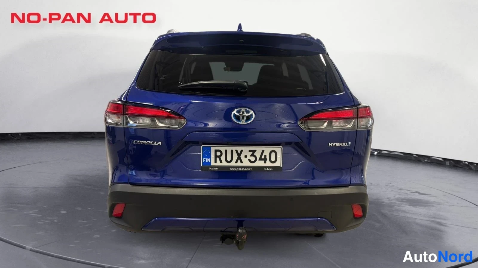 Sininen Toyota Corolla Cross 2023, takaa, kuva 8