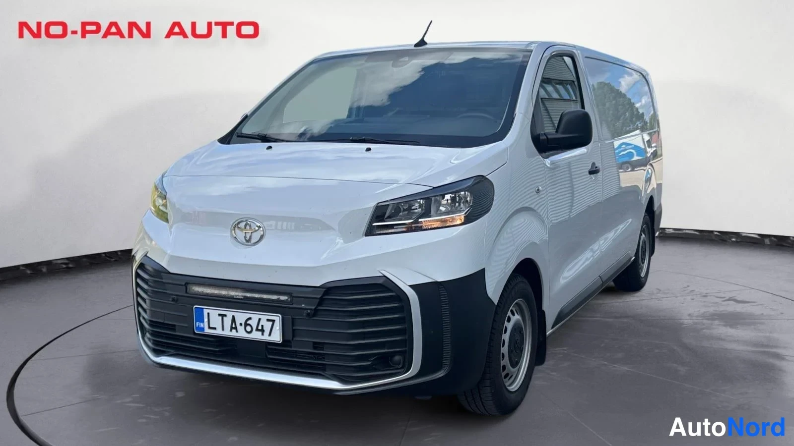 Toyota Proace 2.0D Base 2025