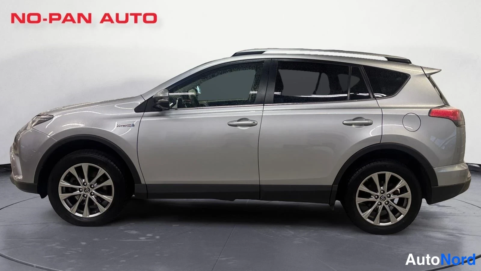 Hopea Toyota RAV4 2018, sivulta, kuva 4