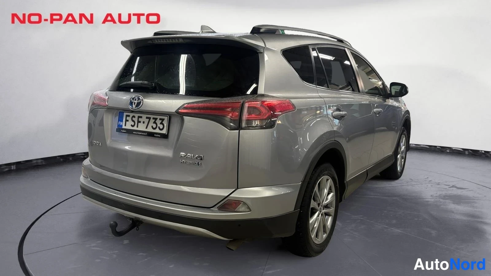Hopea Toyota RAV4 2018, takaviisto, kuva 7
