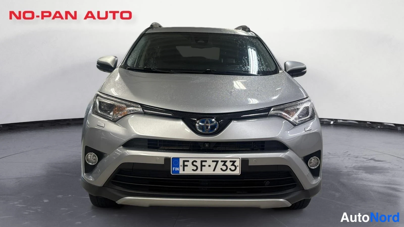 Hopea Toyota RAV4 2018, edestä, kuva 3