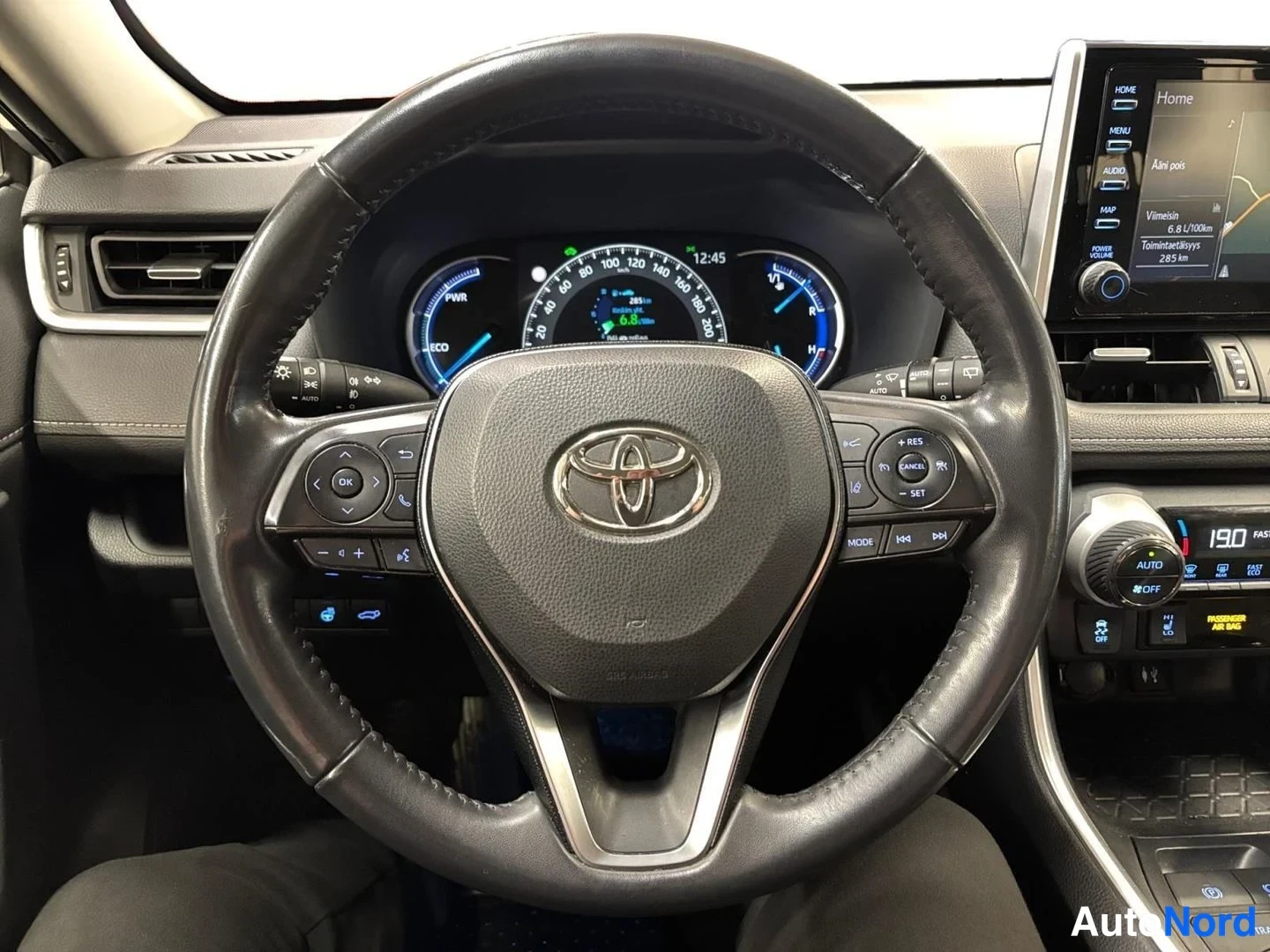 Hopea Toyota RAV4 2019, kuva 14