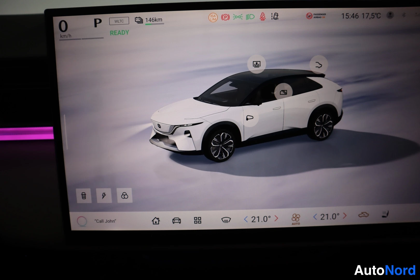 Musta Mazda CX-6e 2026, kuva 30