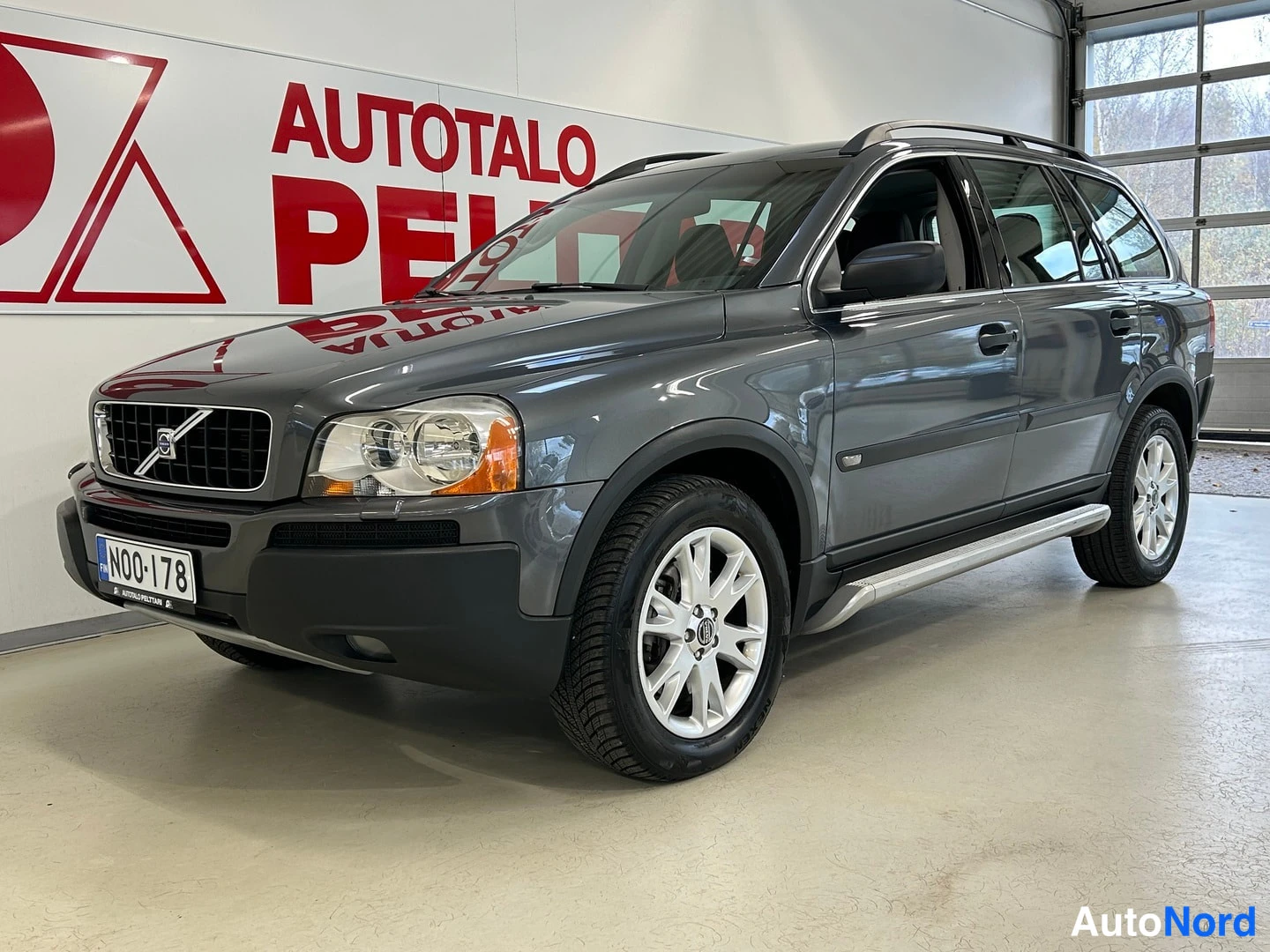 Volvo XC90 2006