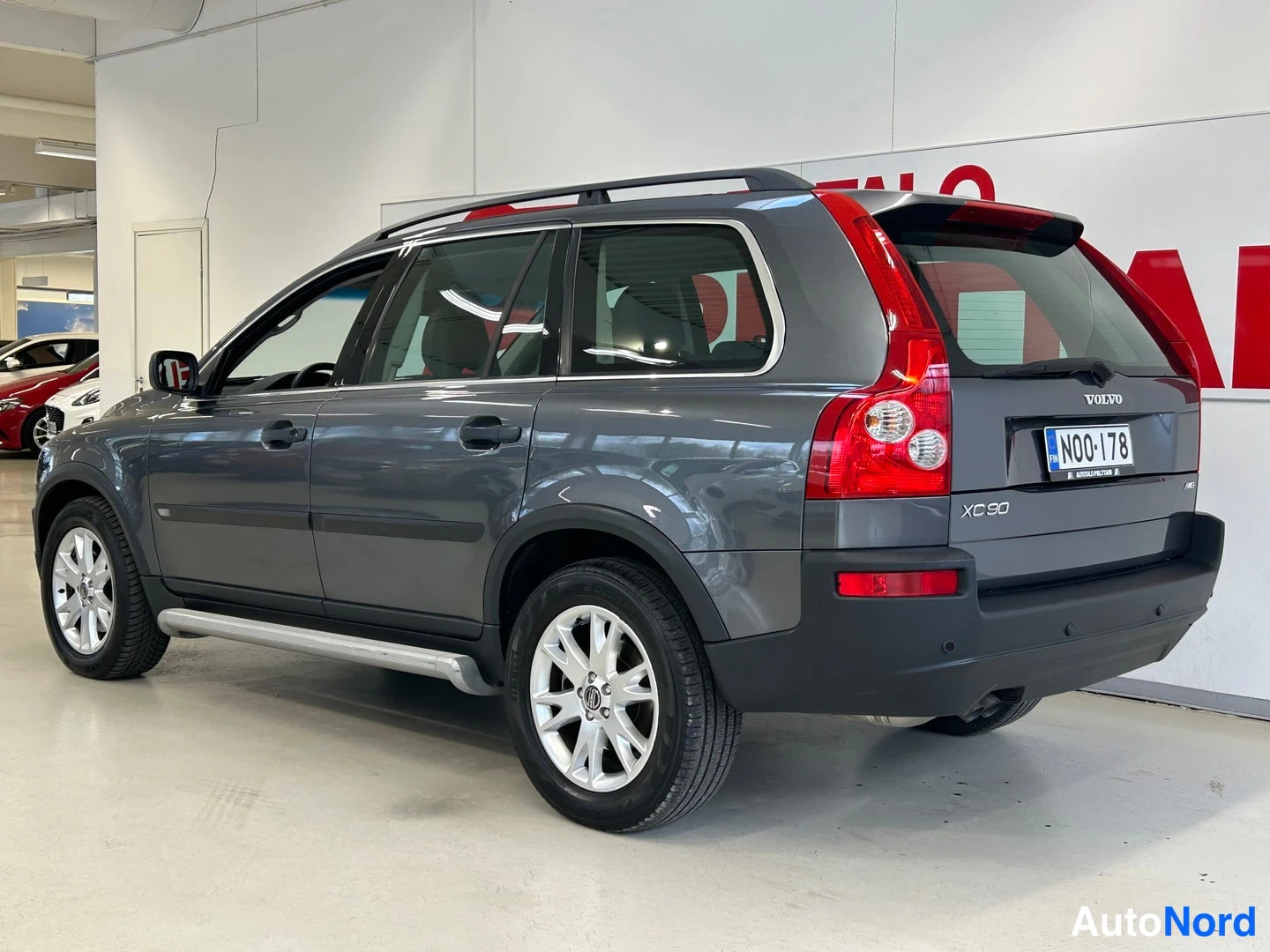 Harmaa Volvo XC90 2006, takaviisto, kuva 6