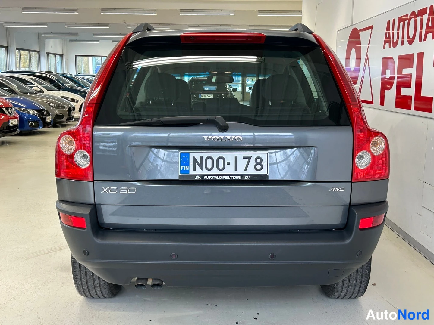 Harmaa Volvo XC90 2006, takaa, kuva 8