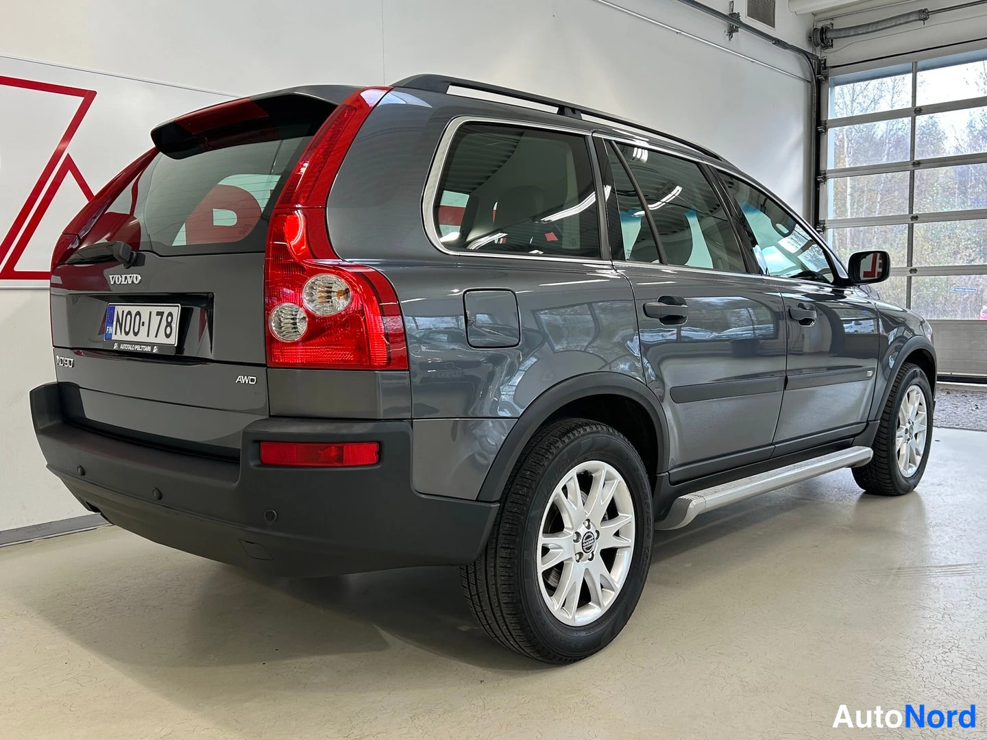 Harmaa Volvo XC90 2006, takaviisto, kuva 7