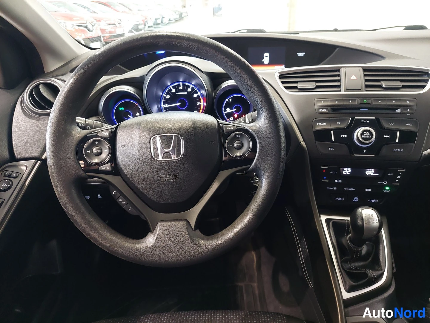Punainen Honda Civic 2016, kuva 12
