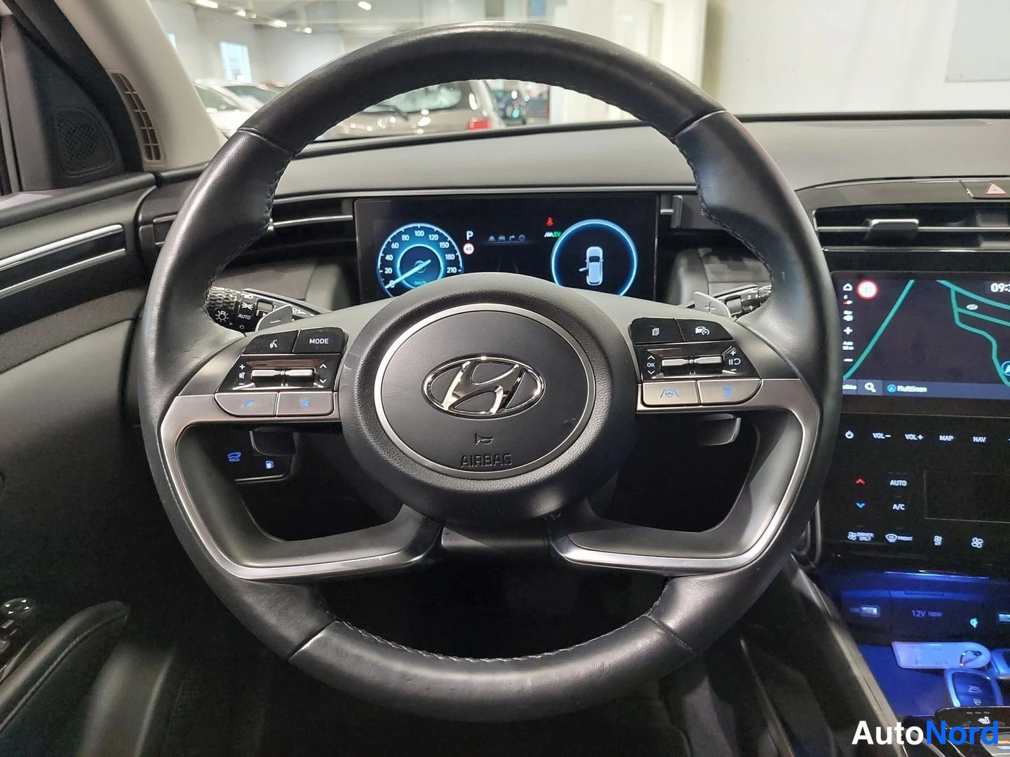 Valkoinen Hyundai Tucson 2022, kuva 15