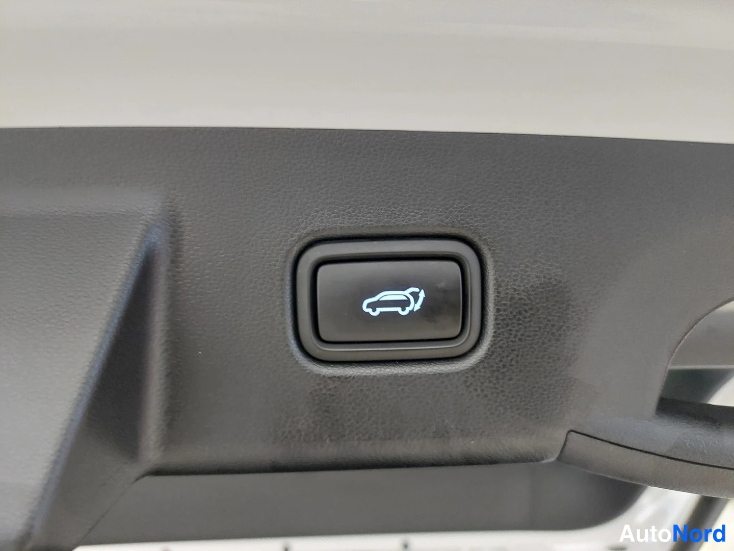 Valkoinen Hyundai Tucson 2022, kuva 24