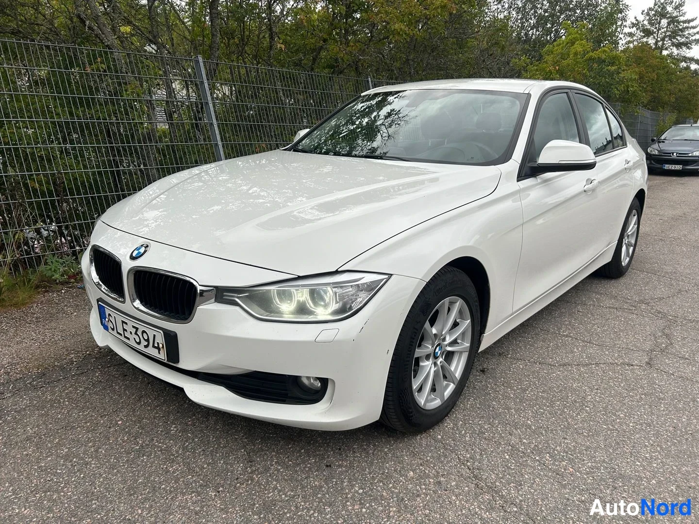 BMW 320d xDrive Business 2014