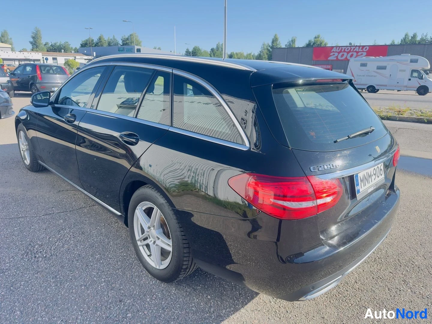 Musta Mercedes-Benz C d 2018, takaviisto, kuva 4