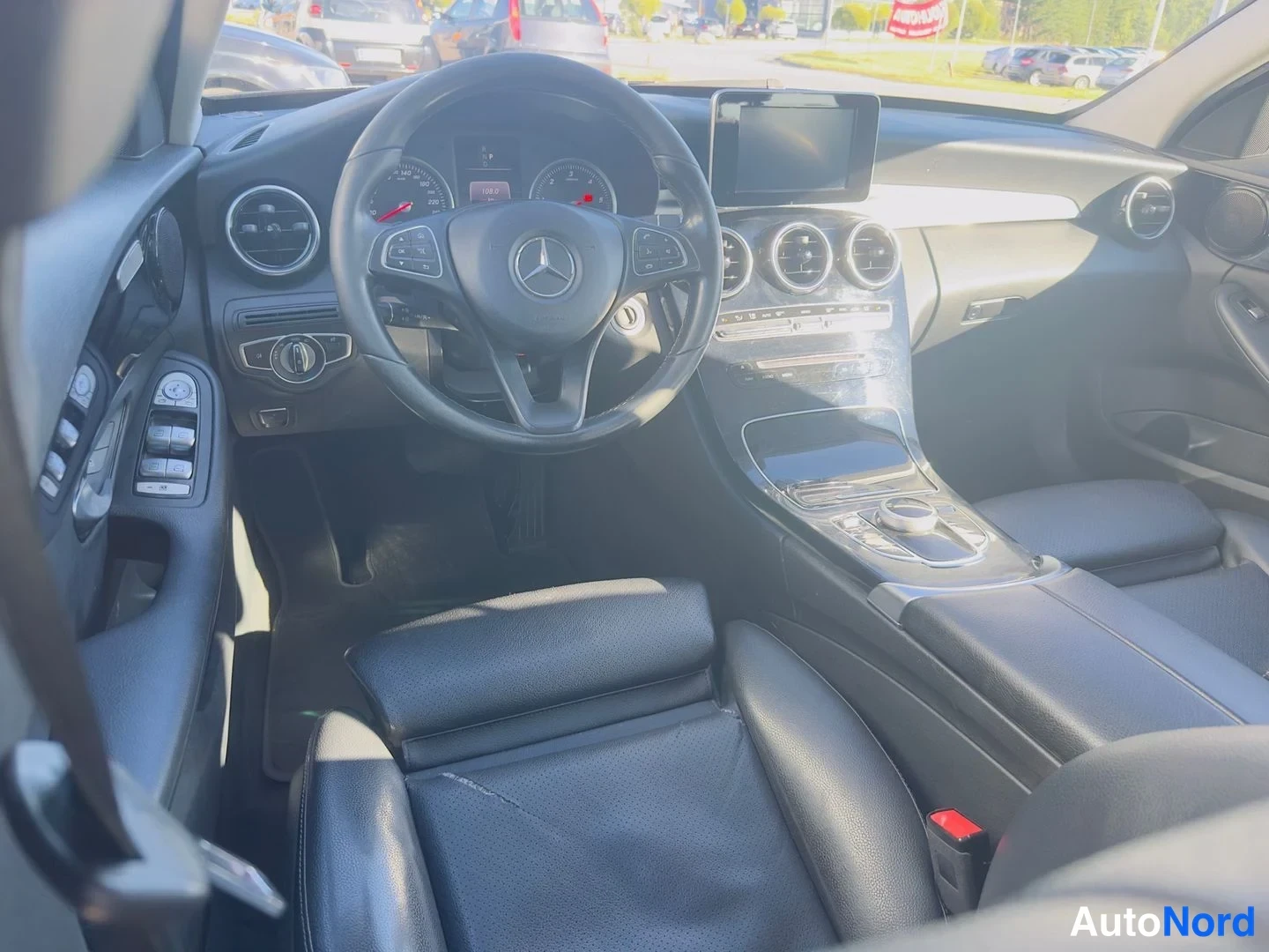 Musta Mercedes-Benz C d 2018, kuva 8