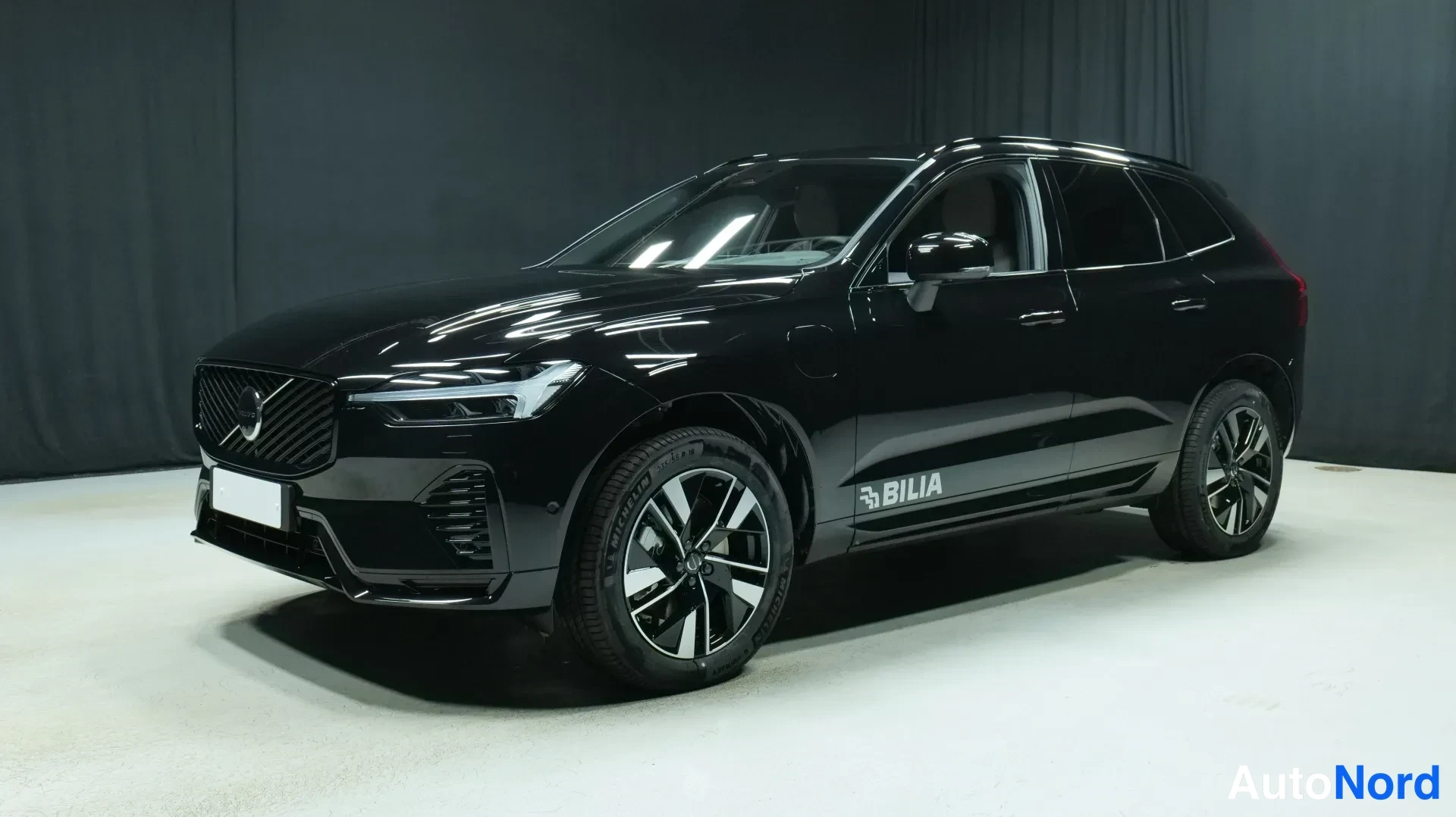 Volvo XC60 T6 AWD Long Range Plus Dark 2026