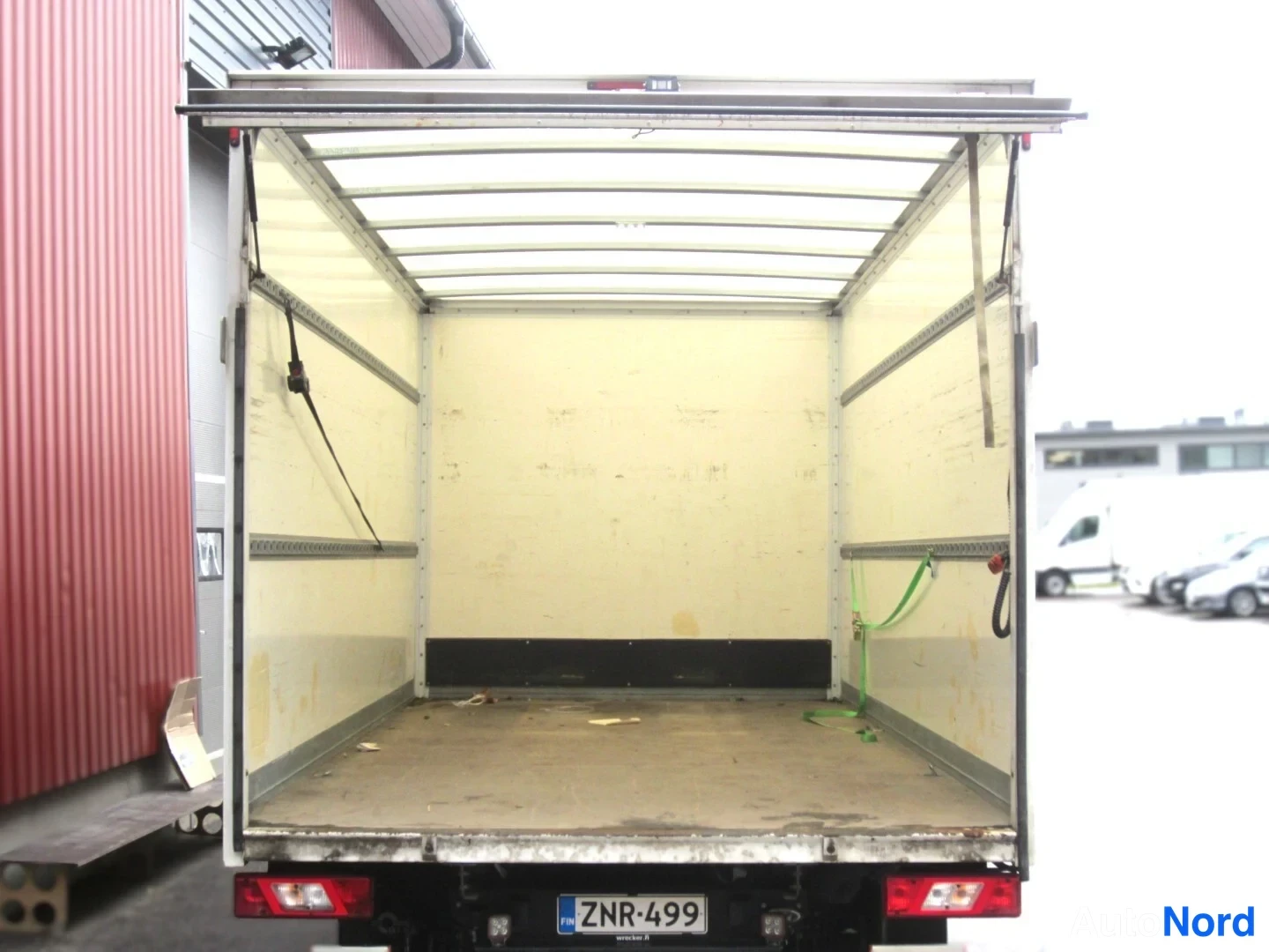Valkoinen Ford Transit 2019, takaa, kuva 8