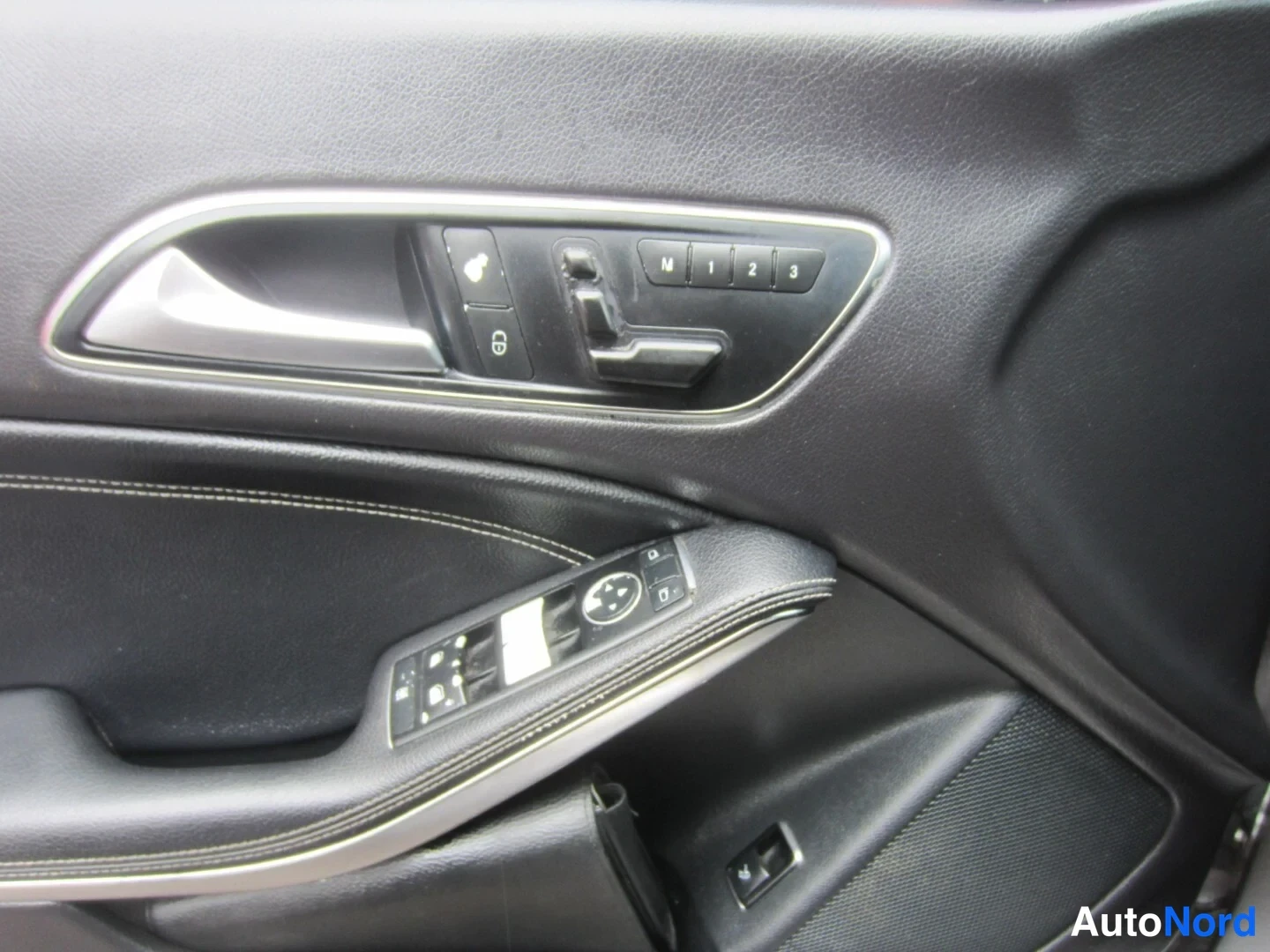 Harmaa Mercedes-Benz CLA 250 4MATIC 2014, kuva 13