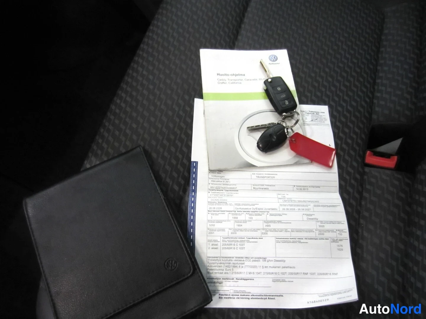 Valkoinen Volkswagen Transporter 2012, asiakirja, kuva 27