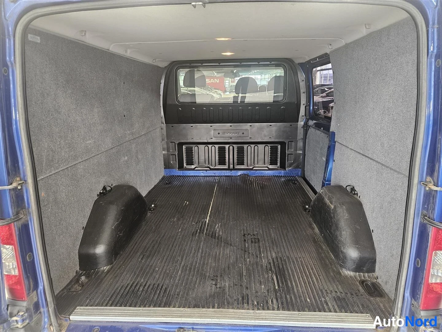 Sininen Ford Transit 2008, kuva 22
