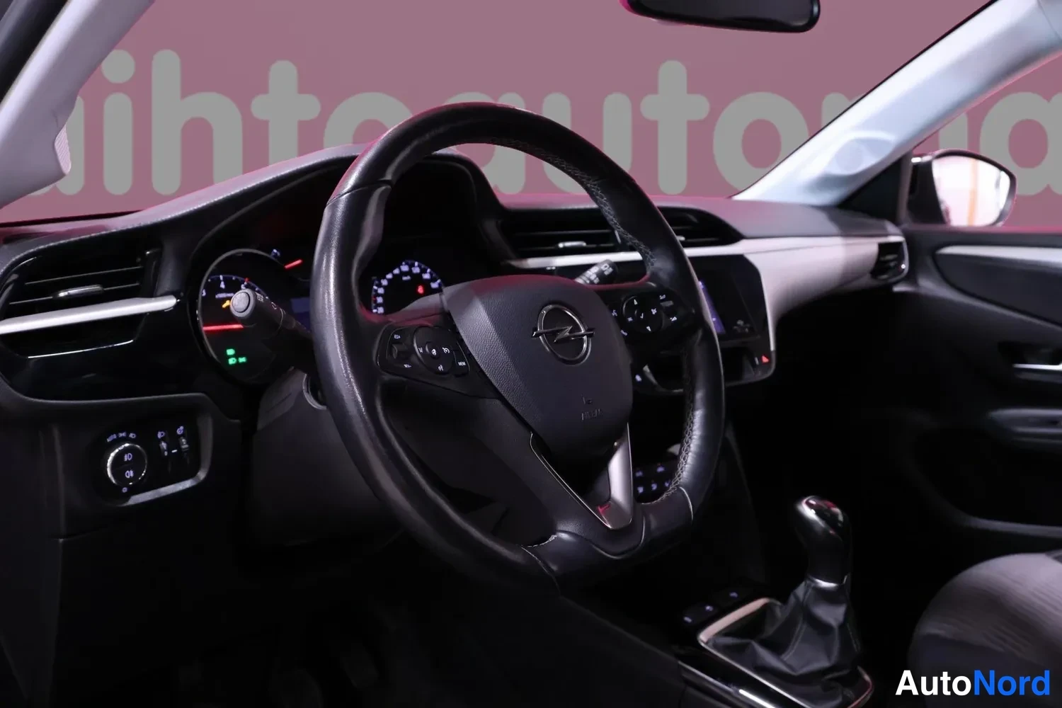 Harmaa Opel Corsa 2020, kuva 7
