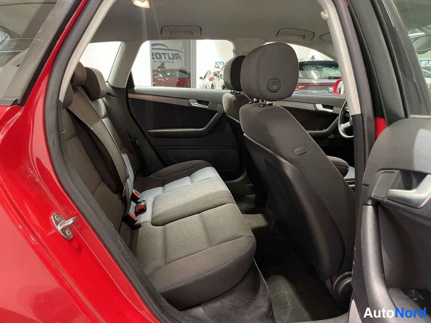 Punainen Audi A3 Sportback 2012, kuva 10